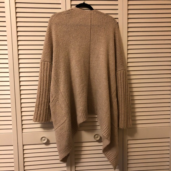 Beige Cardigan (Long) - Picture 4 of 4